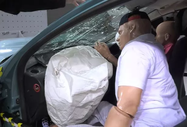 نسبة الإصابات بسبب عدم ربط حزام الأمان في عام 1417هـ