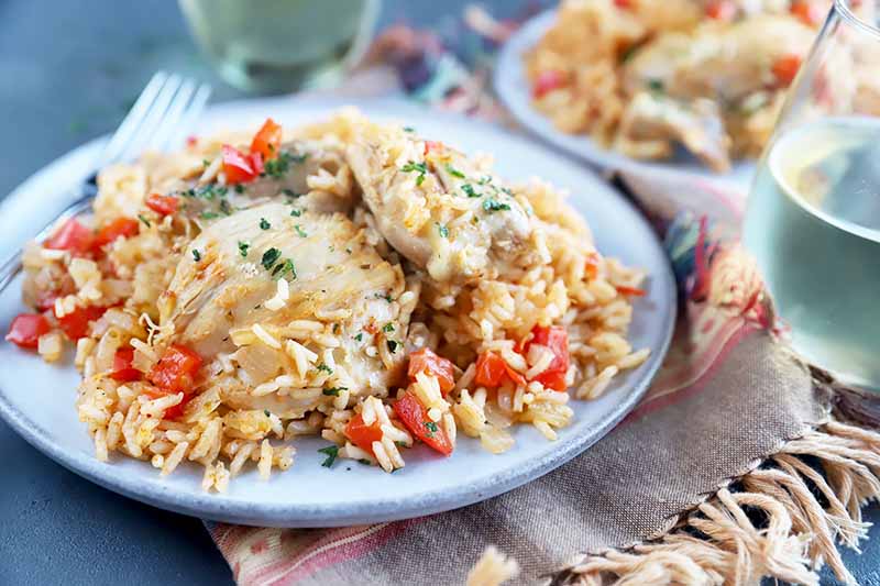 تفسير رؤية الأكل من الدجاج والأرز في المنام