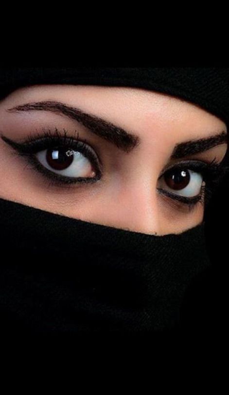 تفسير رؤية الكحل في المنام ومعناه بالتفصيل